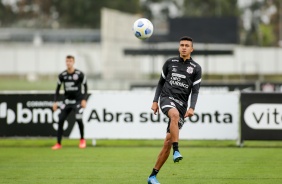 Cantillo no treinamento do Corinthians, no CT Dr. Joaquim Grava