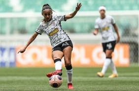 Diany no jogo entre Corinthians e Palmeiras, pelo Campeonato Paulista Feminino