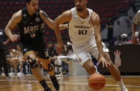 Pedro Nunes durante partida contra o Mogi, vlida pelo Paulista de Basquete