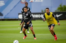Du e Giuliano durante treino preparatório para o Dérbi entre Corinthians e Palmeiras