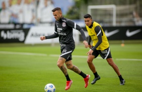 Luan e Cantillo durante treino preparatório para o Dérbi entre Corinthians e Palmeiras