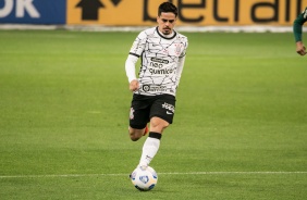Fagner durante jogo entre Corinthians e Palmeiras, pelo Brasileirão, na Neo Química Arena