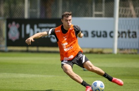 Lucas Piton no ltimo treino no CT do Corinthians antes do Drbi contra o Palmeiras