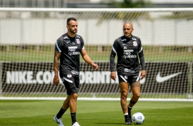 Renato e Fbio no ltimo treino no CT do Corinthians antes do Drbi contra o Palmeiras