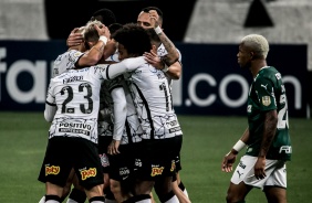 Rger Guedes anotou o primeiro tento do Corinthians no duelo contra o Palmeiras