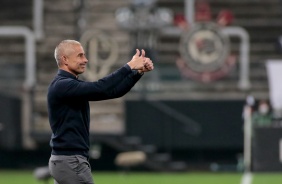 Treinador Sylvinho no Drbi entre Corinthians e Palmeiras, pelo Brasileiro, na Neo Qumica Arena