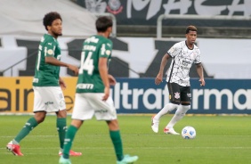 Zagueiro Gil no Drbi entre Corinthians e Palmeiras, pelo Brasileiro, na Neo Qumica Arena