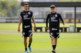 Cantillo e Araos em mais um dia de treinamentos no CT do Corinthians