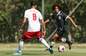 Biro durante jogo entre Corinthians e Red Bull Bragantino, pelo Paulista Sub-20