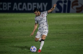 Giuliano na partida entre Corinthians e Red Bull Bragantino, pelo Brasileiro