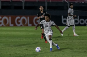 Willian durante jogo entre Red Bull Bragantino, pelo Campeonato Brasileiro