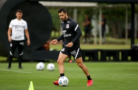 Giuliano durante ltima atividade antes do jogo entre Corinthians e Bahia