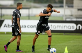 Lo Santos durante ltima atividade antes do jogo entre Corinthians e Bahia