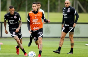 Luan, Gabriel Pereira e Fbio Santos durante ltima atividade antes do jogo contra o Bahia