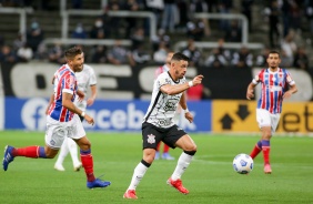 Giuliano durante o confronto entre Corinthians e Bahia na Neo Qumica Arena