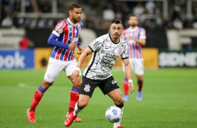 Giuliano durante o confronto entre Corinthians e Bahia na Neo Qumica Arena