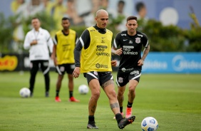 Fábio Santos e Gustavo Mosquito durante penúltimo treino antes do confronto contra o Sport