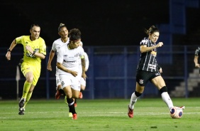 Gabi Zanotti durante clssico contra o Santos pelo Paulisto Feminino