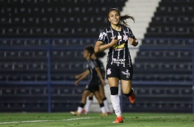 Miri durante clssico contra o Santos pelo Paulisto Feminino