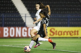 Miri durante clssico contra o Santos pelo Paulisto Feminino