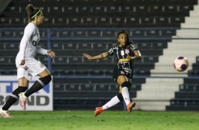 Miri durante clssico contra o Santos pelo Paulisto Feminino