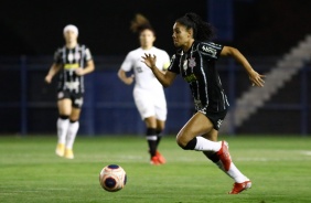 Yasmim durante clssico contra o Santos pelo Paulisto Feminino