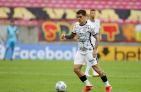 Fagner durante confronto entre Sport e Corinthians