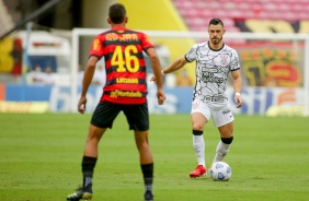 Giuliano durante confronto entre Sport e Corinthians