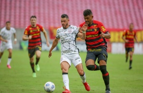 Giuliano durante confronto entre Sport e Corinthians