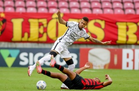 João Victor durante confronto entre Sport e Corinthians