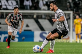 Giuliano foi um dos 11 escolhidos por Sylvinho para a partida entre Corinthians e Fluminense