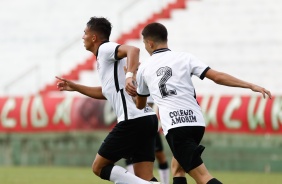 Giovane e Leo Mana durante partida contra o Velo Clube pelo Paulista Sub-20