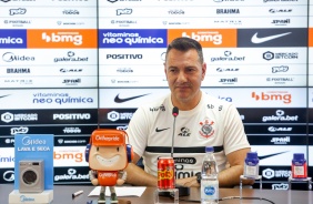 Doriva durante entrevista coletiva no CT Dr. Joaquim Grava