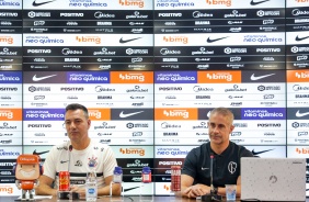 Doriva e Sylvinho durante entrevista coletiva no CT Dr. Joaquim Grava