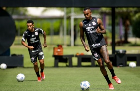 Du Queiroz e Raul Gustavo durante penltimo treino antes do Majestoso