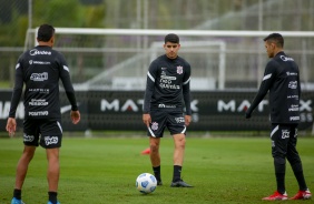 Araos no ltimo treinamento antes do Majestoso contra o So Paulo