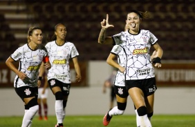 Gabi Zanotti foi a autora do gol da vitória do Corinthians sobre a Ferroviária, pelo Paulista
