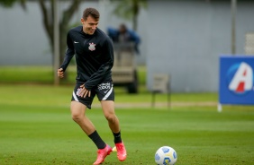 Lucas Piton no ltimo treinamento antes do Majestoso contra o So Paulo