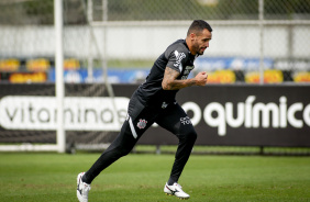 Renato Augusto segue rotina de treinamentos no CT do Corinthians, Dr. Joaquim Grava