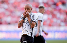 Fbio Santos foi o autor do segundo gol do Corinthians no jogo contra o Internacional, no Beira Rio