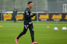 Gustavo Mosquito durante treino do Corinthians no CT Dr. Joaquim Grava