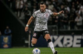 Giuliano no jogo entre Corinthians e Chapecoense na Neo Qumica Arena