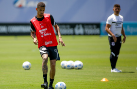 Joo Victor finaliza preparao para duelo entre Corinthians e Fortaleza