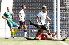 Matheus Arajo marcou gol no jogo entre Corinthians e XV de Ja, pelo Paulista Sub-20