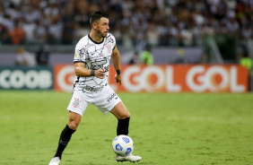 Giuliano no jogo entre Corinthians e Atltico-MG, pelo Brasileiro, no Mineiro