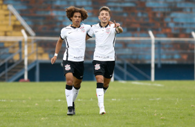 Biro e Ryan no jogo entre Corinthians e So Caetano, pelo Campeonato Paulista Sub-20