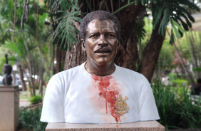 Inaugurao do busto em homenagem ao Z Maria, no Parque So Jorge