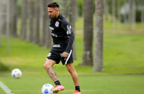 Gustavo Silva durante ltimo treino do Corinthians antes do jogo contra o Cuiab