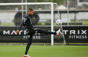 Vitinho durante ltimo treino do Corinthians antes do jogo contra o Cuiab