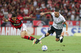 Renato Augusto no jogo entre Corinthians e Flamengo, no Maracan, pelo Brasileiro